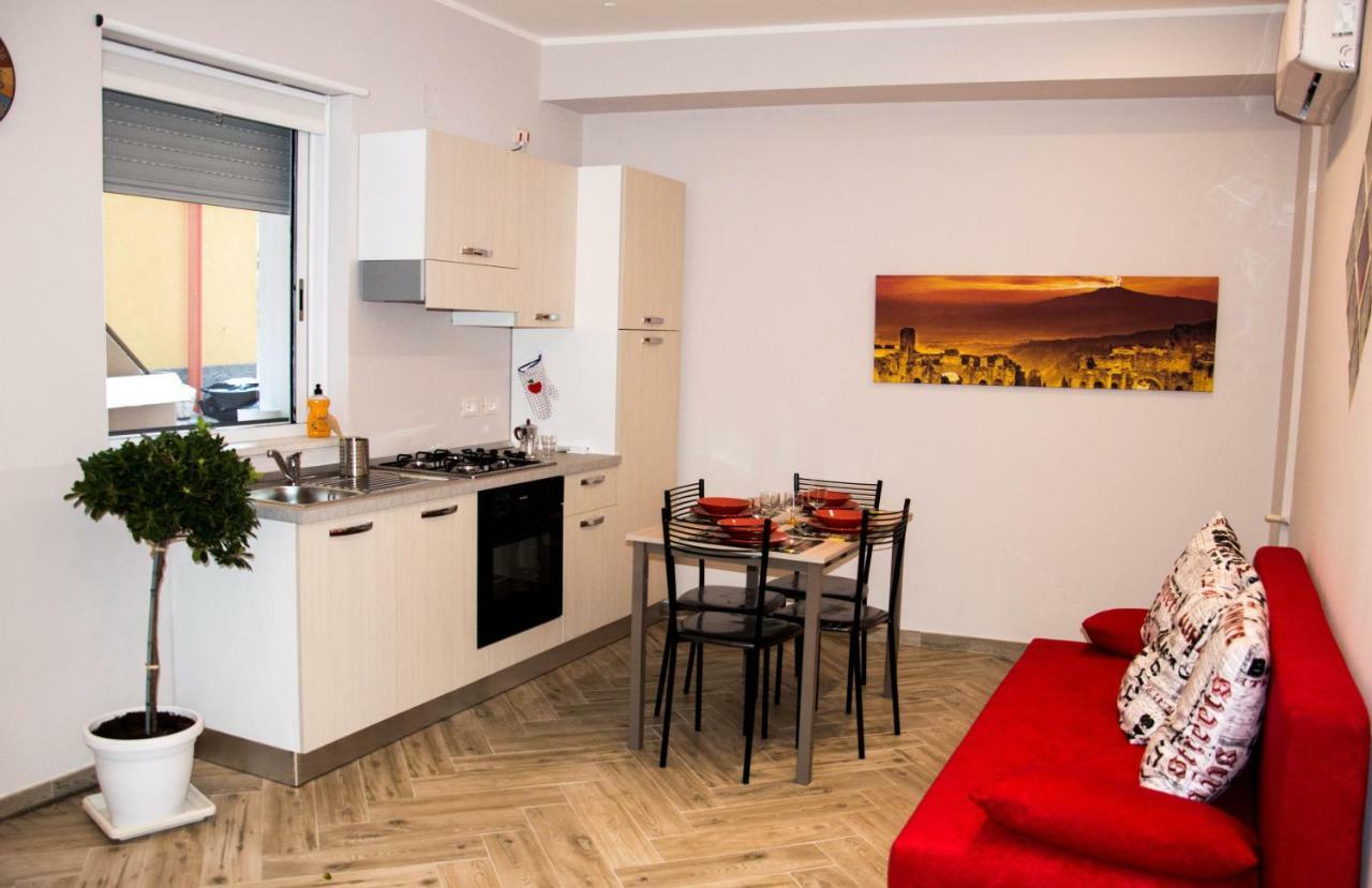 Ferienwohnung Maretna Giardini-Naxos Exterior foto